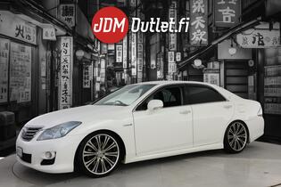 Toyota Crown vaihtoauto