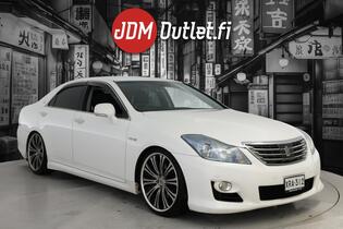 Toyota Crown vaihtoauto