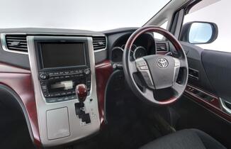Toyota Alphard vaihtoauto