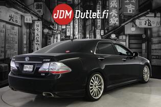 Toyota Crown vaihtoauto