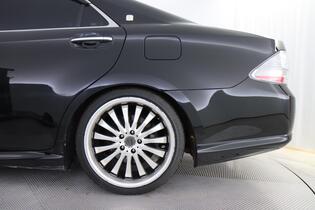 Toyota Crown vaihtoauto