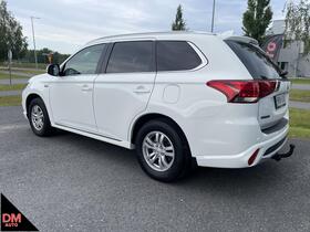 Mitsubishi Outlander PHEV vaihtoauto