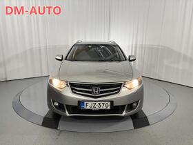Honda Accord vaihtoauto