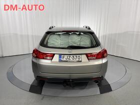 Honda Accord vaihtoauto