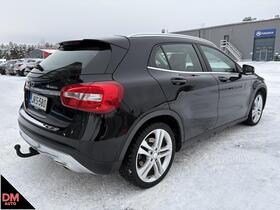 Mercedes-Benz GLA vaihtoauto
