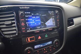 Mitsubishi Outlander PHEV vaihtoauto
