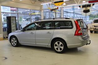 Volvo V70 vaihtoauto