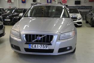 Volvo V70 vaihtoauto