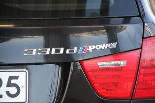 BMW 330 vaihtoauto