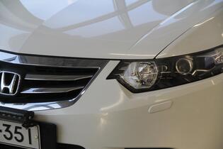 Honda Accord vaihtoauto