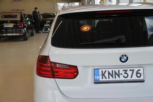 BMW 320 vaihtoauto
