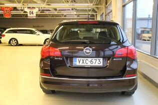 Opel Astra vaihtoauto