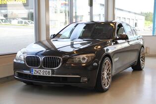 BMW 750 vaihtoauto