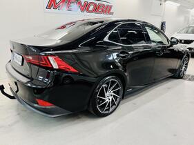 Lexus IS vaihtoauto