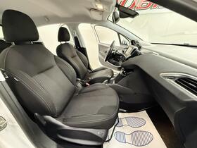 Peugeot 208 vaihtoauto