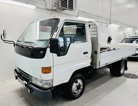 Toyota Dyna vaihtoauto