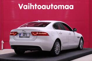 Jaguar XE vaihtoauto