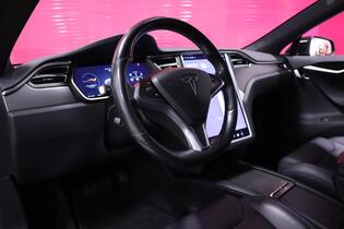 Tesla Model S vaihtoauto