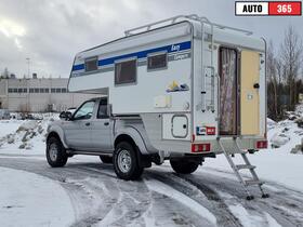 Nissan Navara vaihtoauto