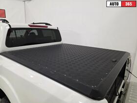 Nissan Navara vaihtoauto