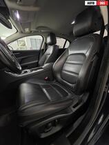 Jaguar XE vaihtoauto