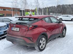 Toyota C-HR vaihtoauto