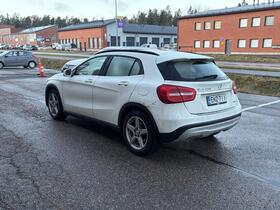 Mercedes-Benz GLA vaihtoauto