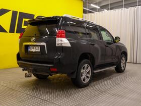 Toyota Land Cruiser vaihtoauto