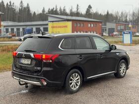 Mitsubishi Outlander PHEV vaihtoauto