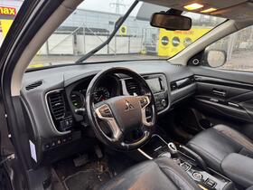 Mitsubishi Outlander PHEV vaihtoauto