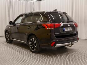 Mitsubishi Outlander PHEV vaihtoauto