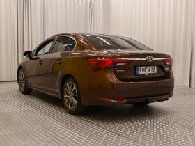 Toyota Avensis vaihtoauto