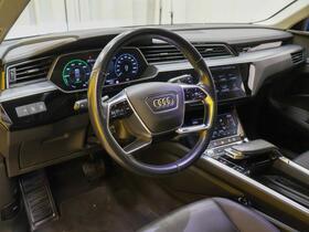 Audi e-tron vaihtoauto