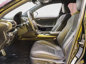 Lexus IS vaihtoauto