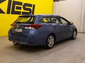 Toyota Auris vaihtoauto