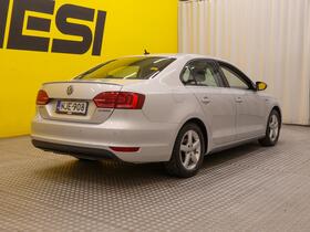 Volkswagen Jetta vaihtoauto