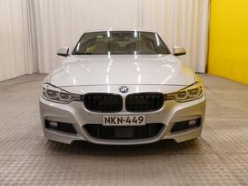 BMW 330 vaihtoauto