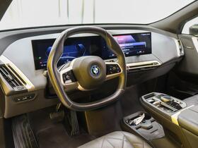 BMW iX vaihtoauto