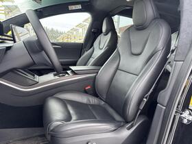 Tesla Model X vaihtoauto