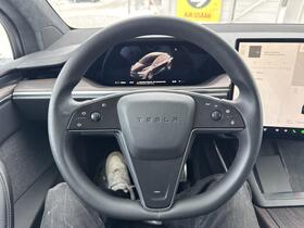 Tesla Model X vaihtoauto