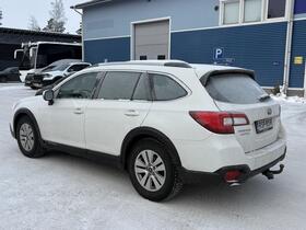 Subaru Legacy vaihtoauto