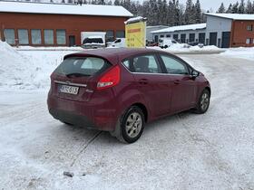 Ford Fiesta vaihtoauto