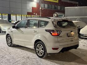 Ford Kuga vaihtoauto