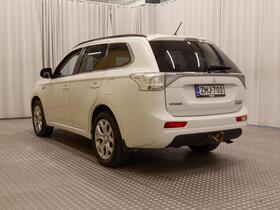 Mitsubishi Outlander PHEV vaihtoauto