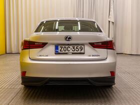 Lexus IS vaihtoauto