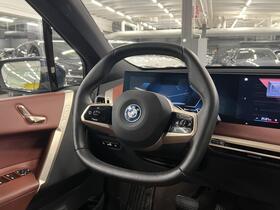 BMW iX vaihtoauto