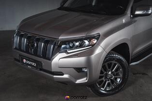 Toyota Land Cruiser vaihtoauto