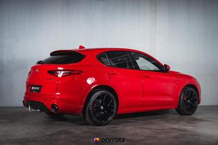 Alfa Romeo Stelvio vaihtoauto