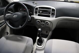 Hyundai Accent vaihtoauto