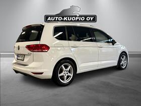 Volkswagen Touran vaihtoauto